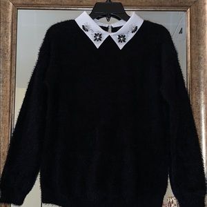 Black Jeweled Collar Sweater 🖤🖤